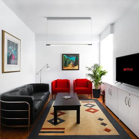 Apartman Kolonaki Square Business Apartment. *